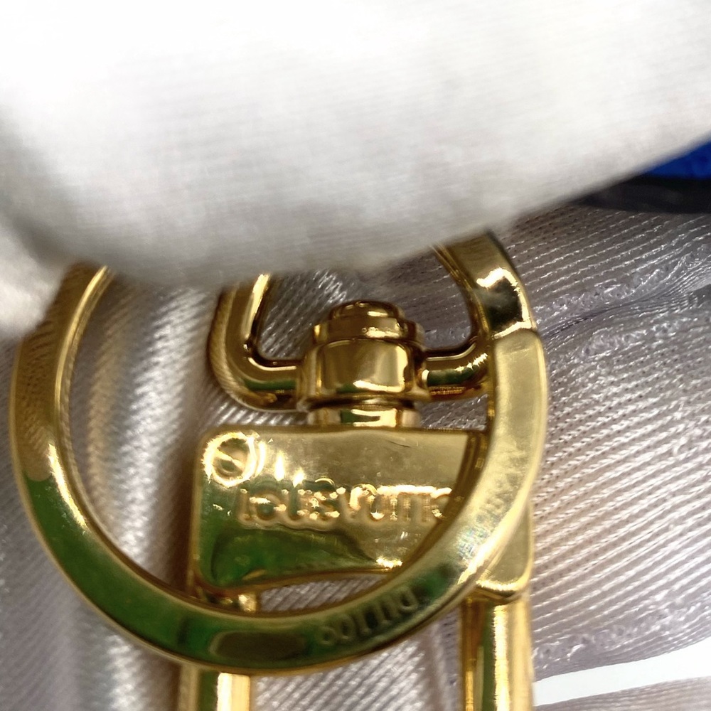 Louis Vuitton
2019 Illustrè Vivienne Venice Bag Charm & Key Holder - Picture 8 of 8